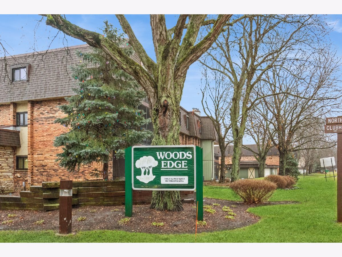 Condominiums Sold Woods Edge Palos Hills Illinois, 11136 North West
