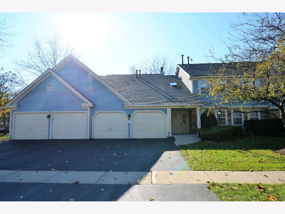 Townhomes & Condos Rented Towne Place West Schaumburg Illinois, 2825 Meadow