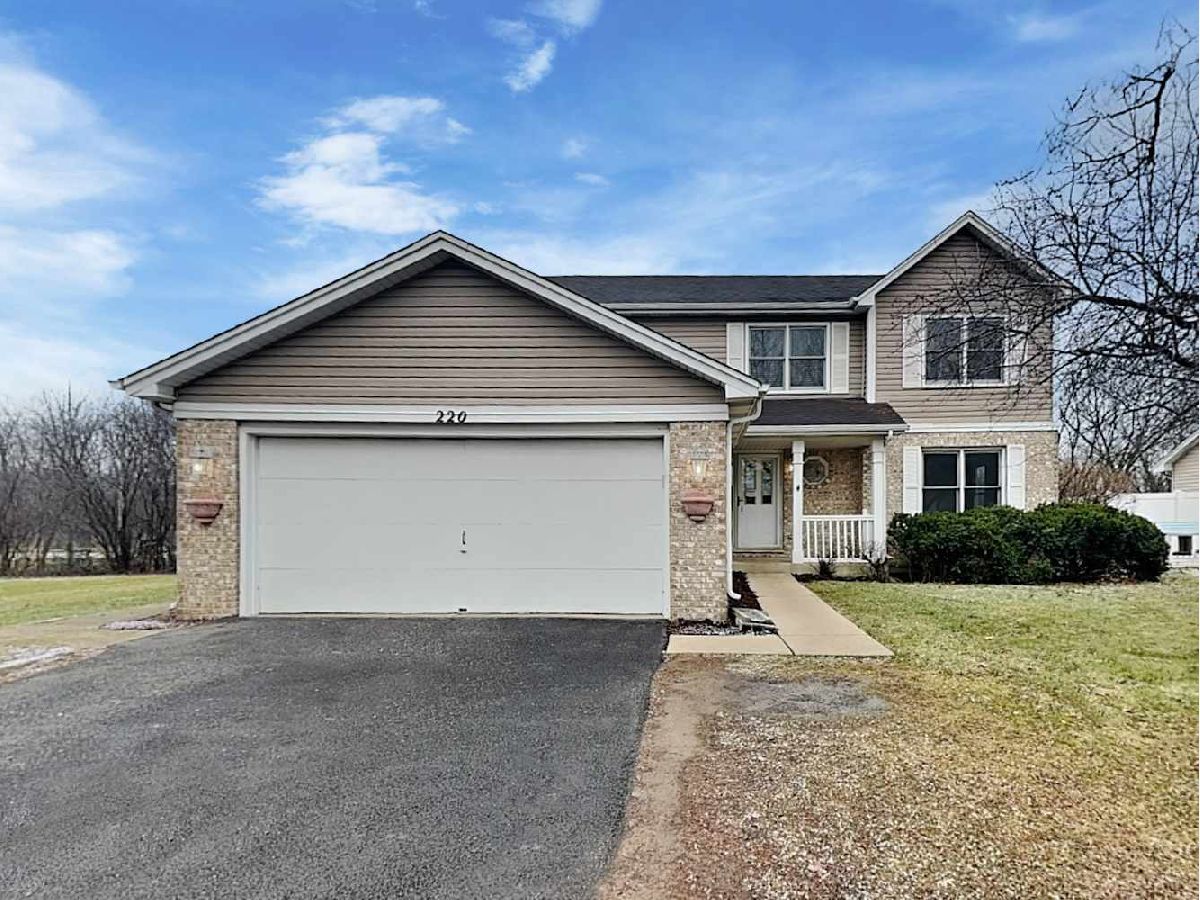  Rented West Chicago Illinois, 220 Indianwood