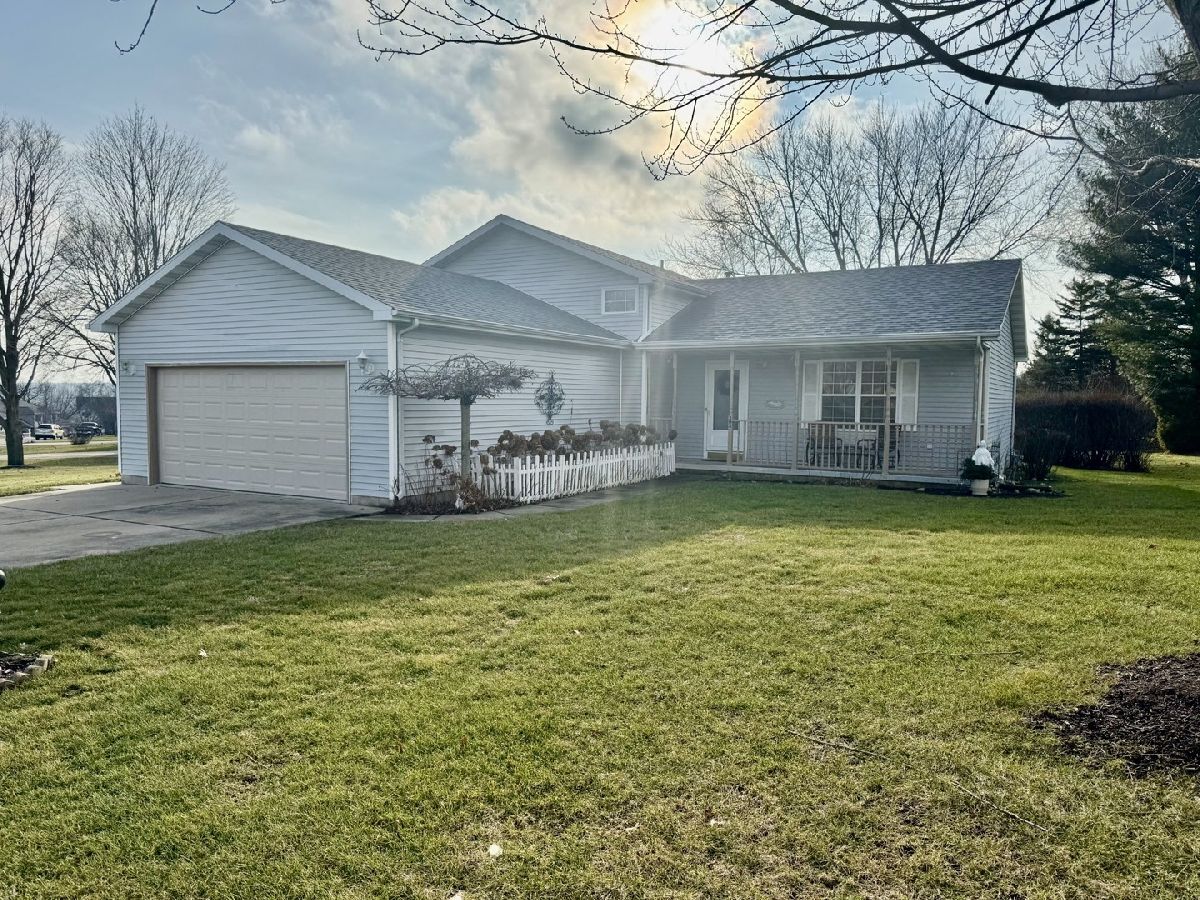  Sold Utica Illinois, 303 Florence