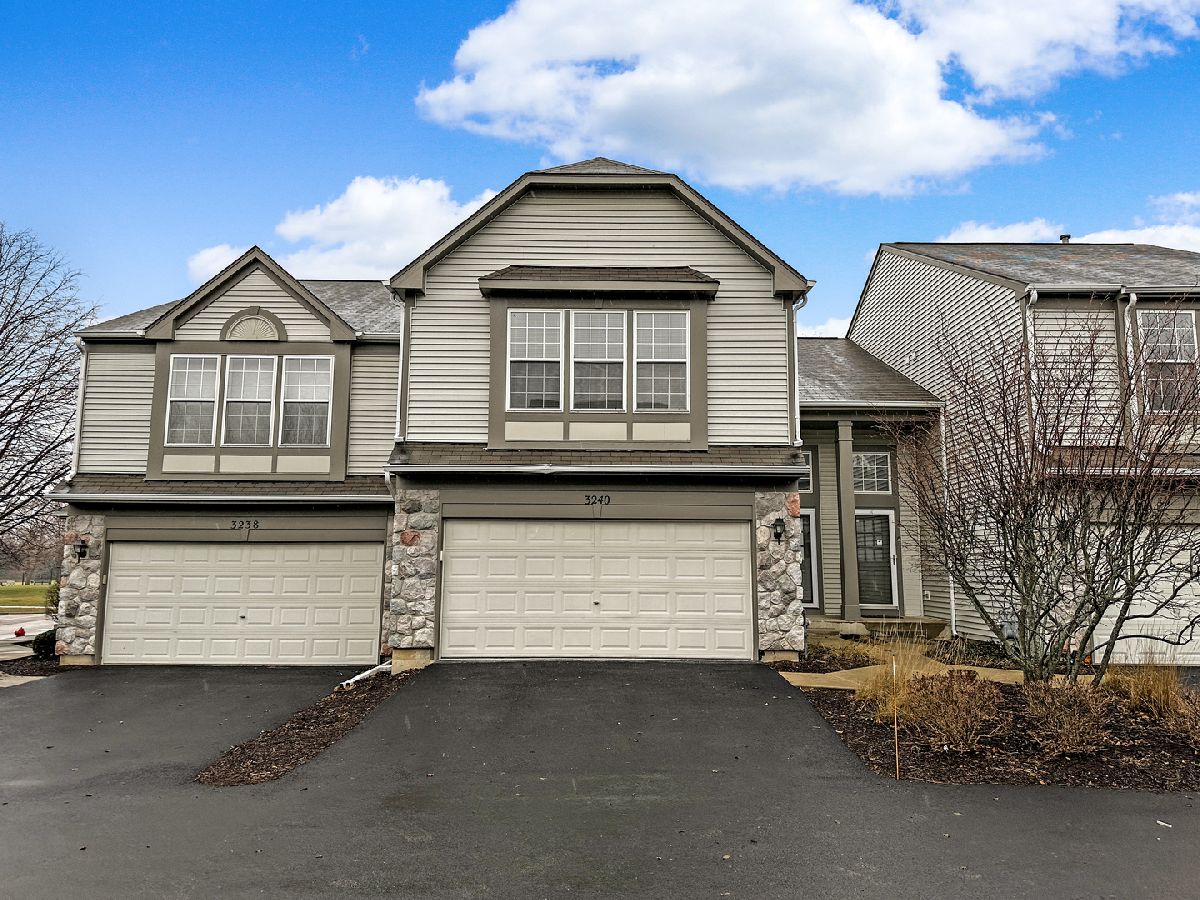 Townhomes Rented Ashton Pointe Aurora Illinois, 3240 Bromley
