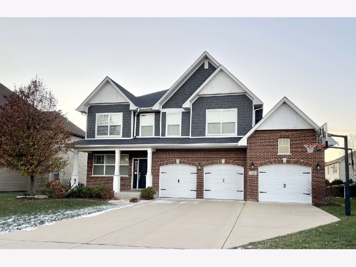 Homes Sold Radcliff Ridge Lisle Illinois, 5160 Ridge