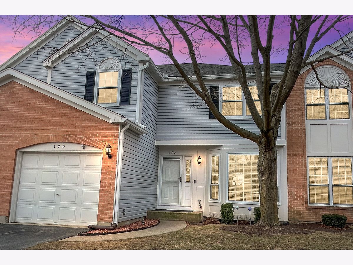 Townhomes & Homes Sold Kensington Gurnee Illinois, 170 Wellington