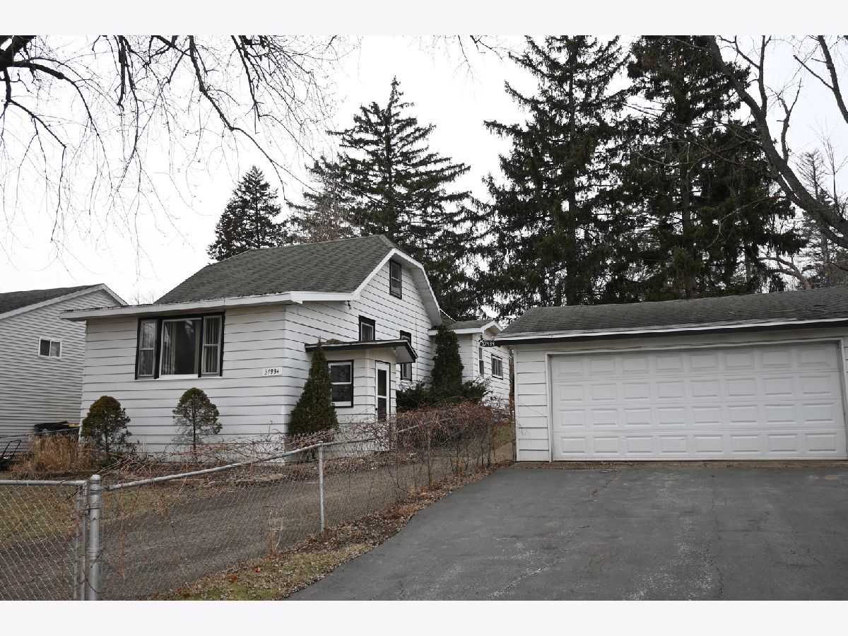 Homes Sold Fox Lake Vista Spring Grove Illinois, 37934 Lake Vista
