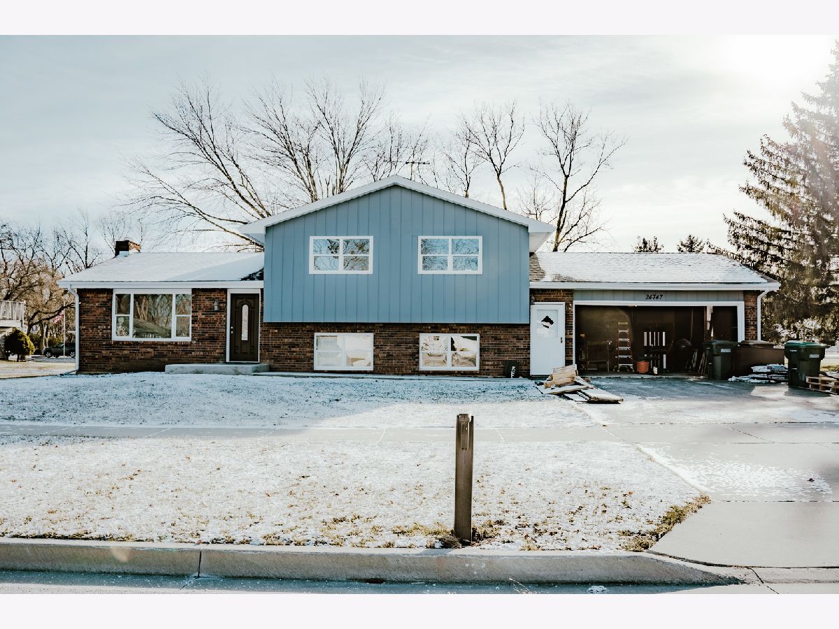 Rented Channahon Illinois, 24747 Dove