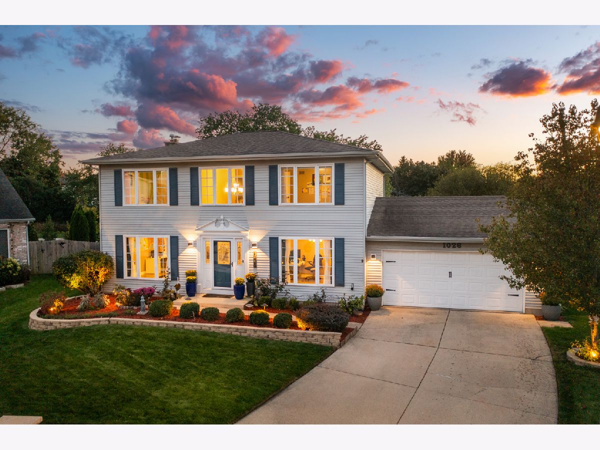 Homes & Condos & Townhomes Sold Fontenaix Naperville Illinois, 1026 Colonial