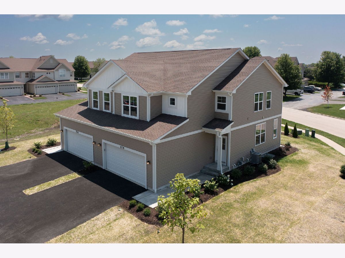 Homes & Townhomes Sold North Grove Crossings Sycamore Illinois, 534 Buckboard