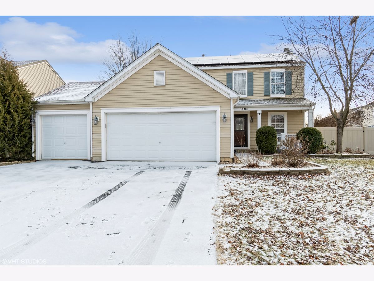 Homes & Townhomes Sold Old Renwick Trail Joliet Illinois, 3704 Saratoga