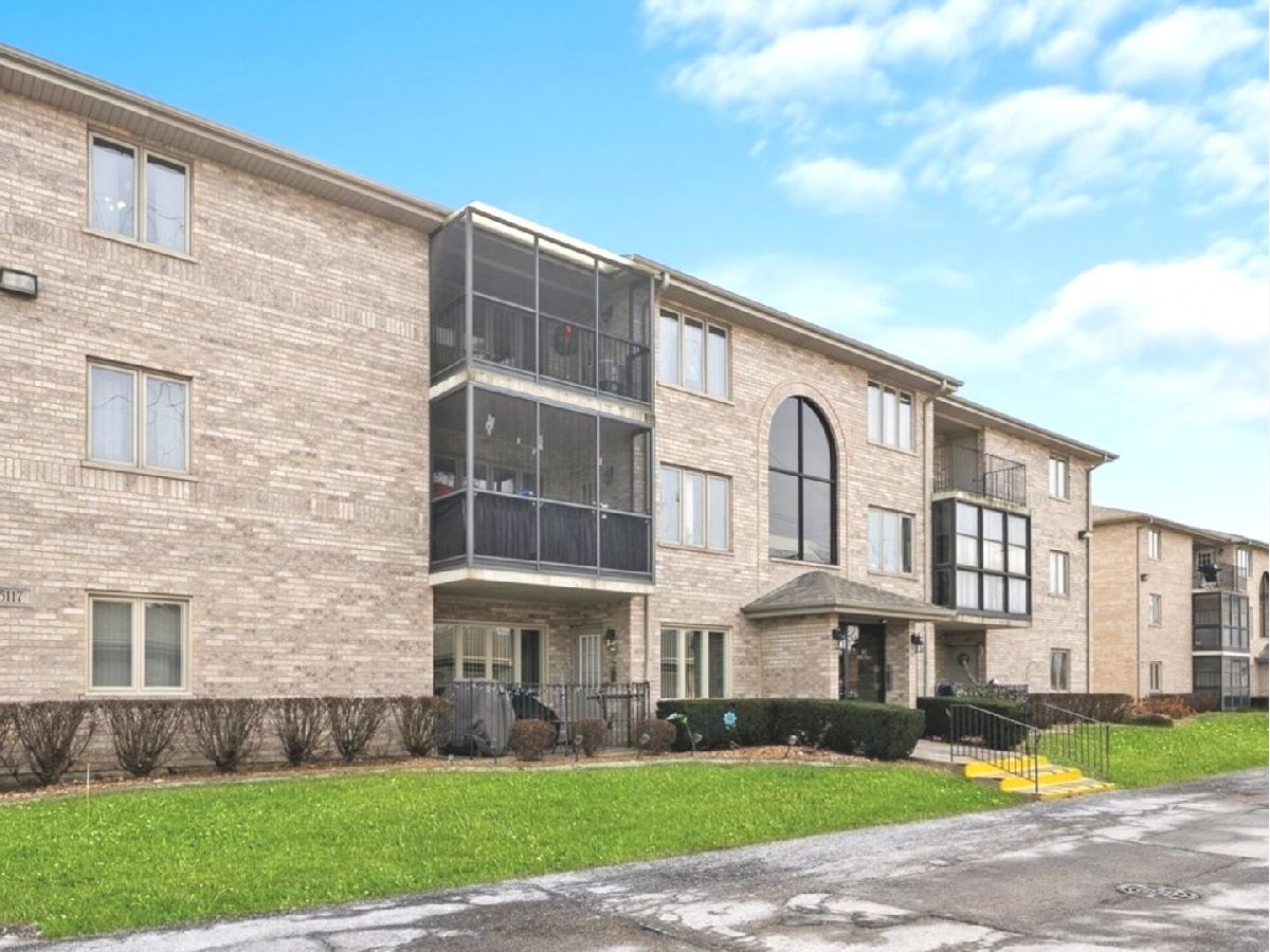 Condominiums Sold Crestpoint Crestwood Illinois, 5117 139th