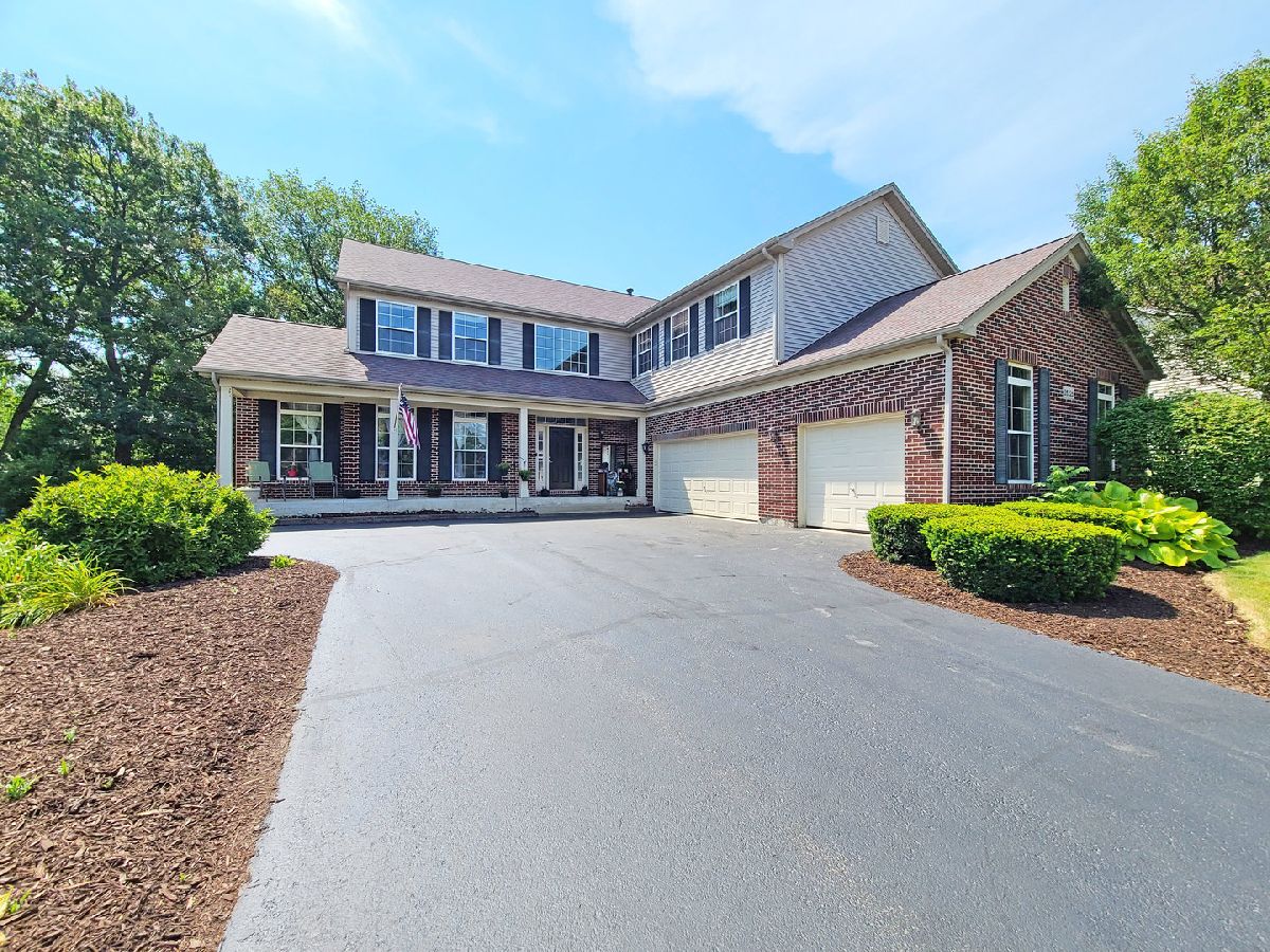 Homes & Townhomes Sold Ravine Woods Channahon Illinois, 26225 Lookout Point