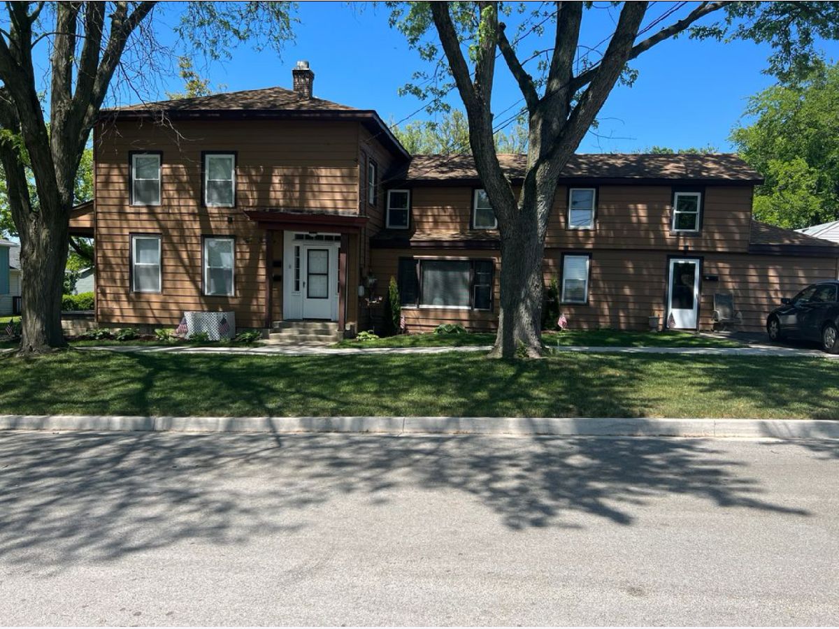  Rented Lockport Illinois, 212 15th