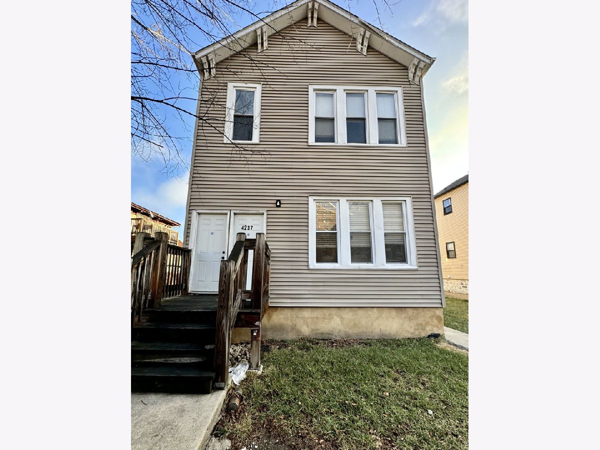  Rented Chicago Illinois, 4237 Princeton