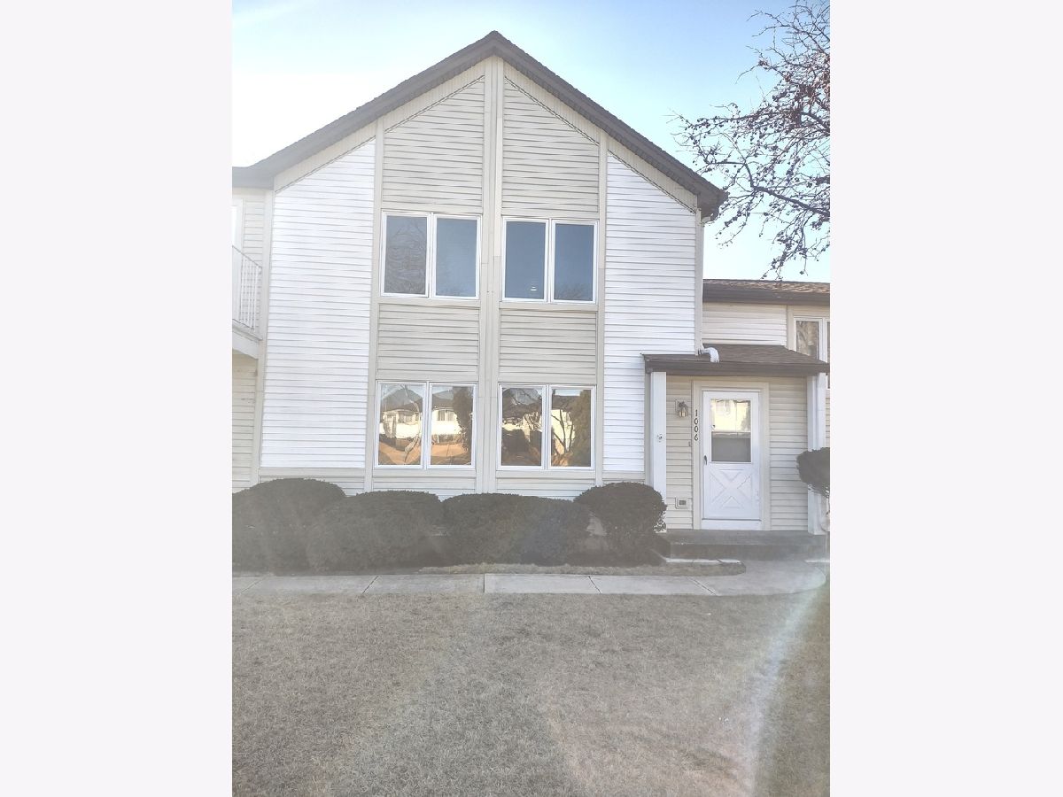 Townhomes & Condos Sold Inverrary Deerfield Illinois, 1006 Inverrary