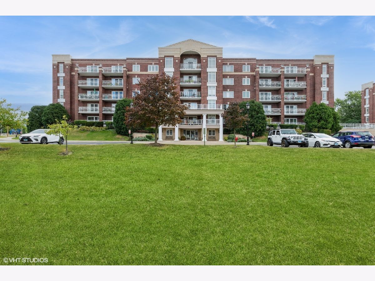 Condominiums Sold Renaissance Niles Illinois, 7041 Touhy