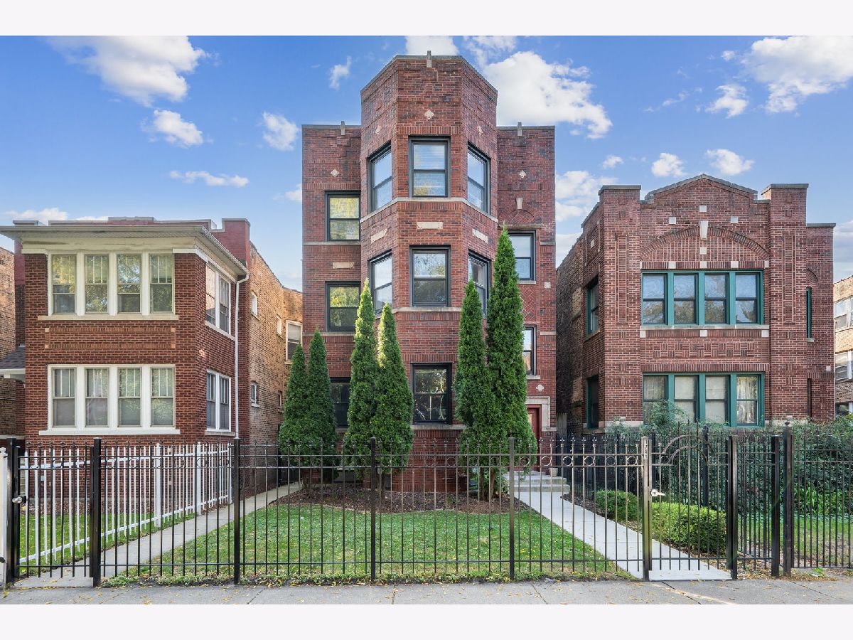 Condos & Townhomes & Homes Sold Rogers Park Chicago Illinois, 1741 Albion