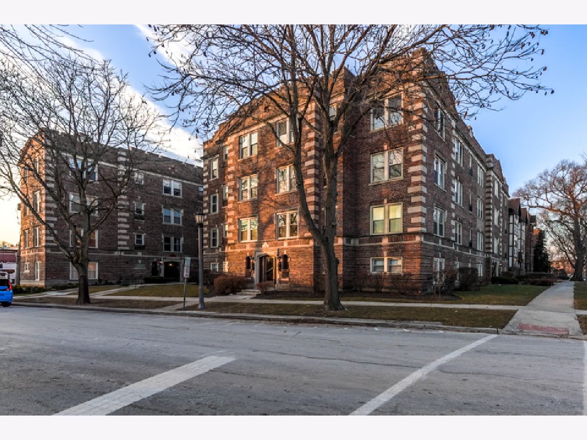 Condominiums Sold La Grange Court La Grange Illinois, 65 Harris