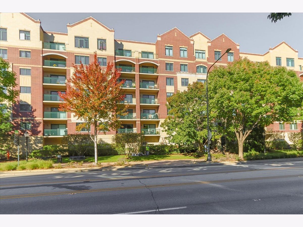 Condominiums Sold Village Centre Mount Prospect Illinois, 20 Main