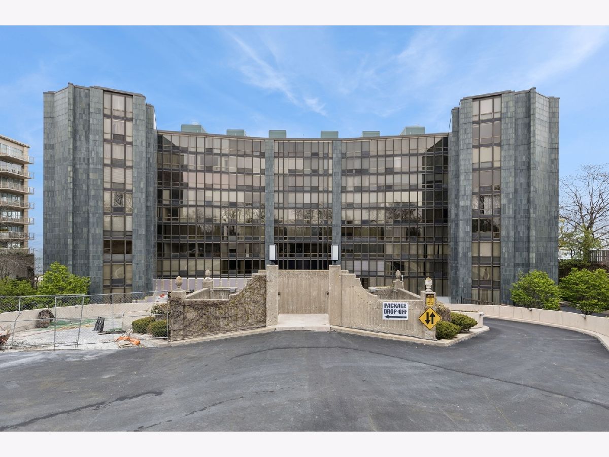 Homes & Condos & Townhomes Sold East Wilmette Wilmette Illinois, 1420 Sheridan