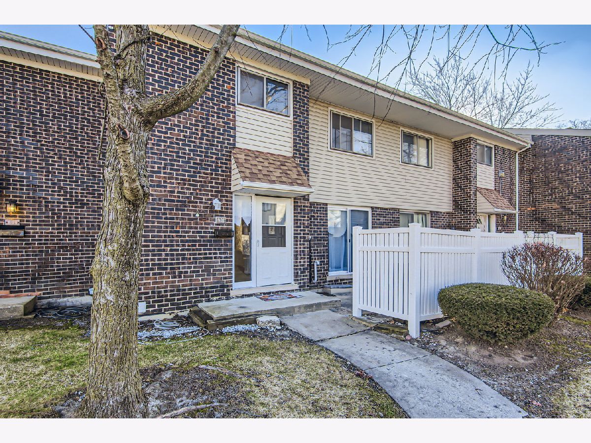  Sold University Park Illinois, 901 White Oak
