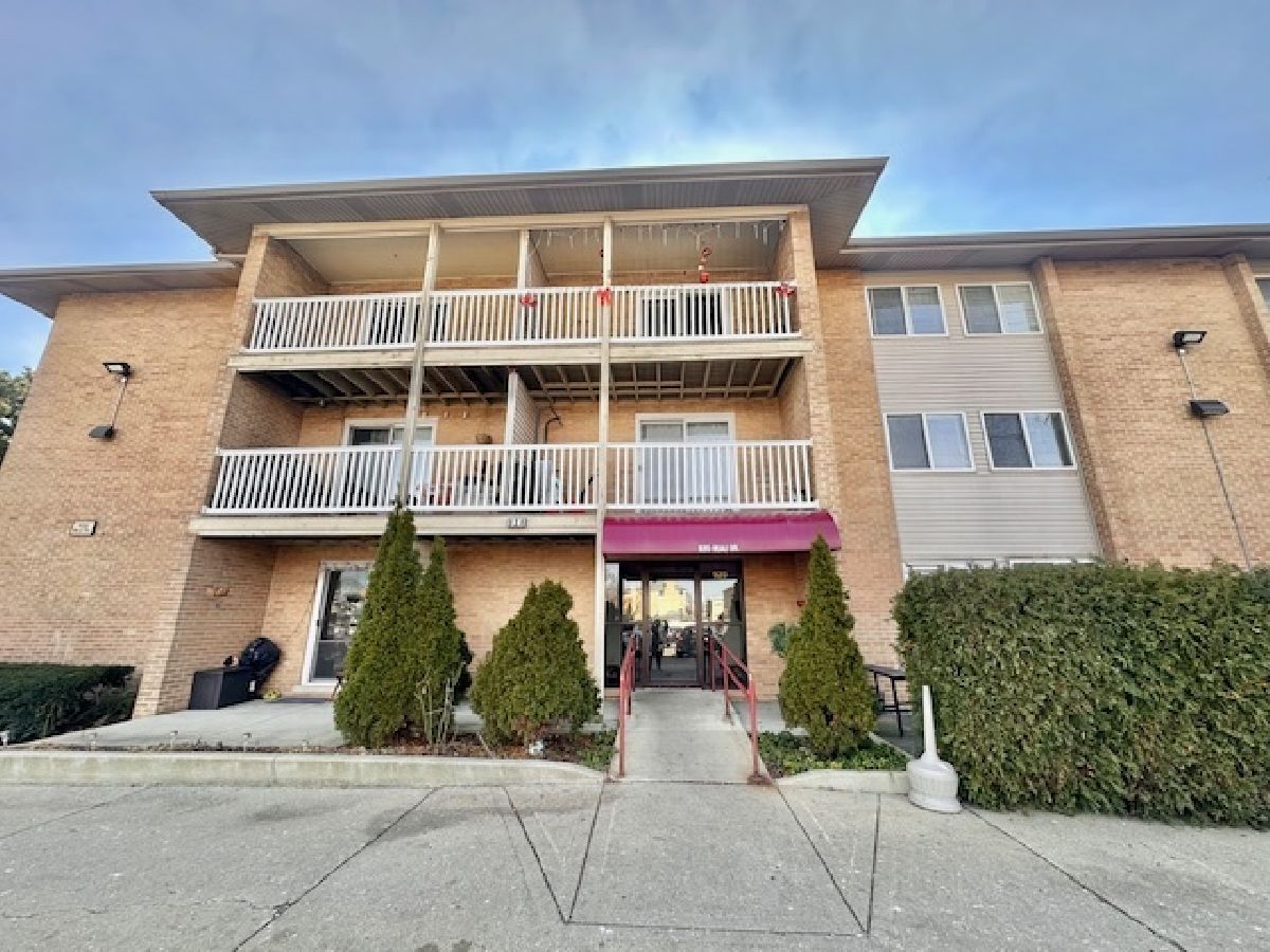 Condominiums Sold Elmdale Condominiums Des Plaines Illinois, 920 Beau