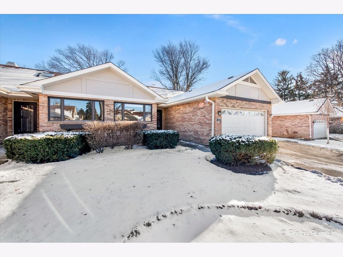 Townhomes & Homes Sold Country Club Estates Bloomingdale Illinois, 103 Villa