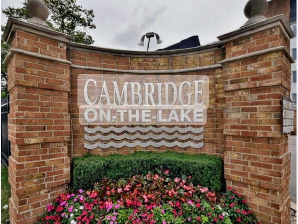 Condominiums Sold Cambridge On The Lake Buffalo Grove Illinois, 175 Lake