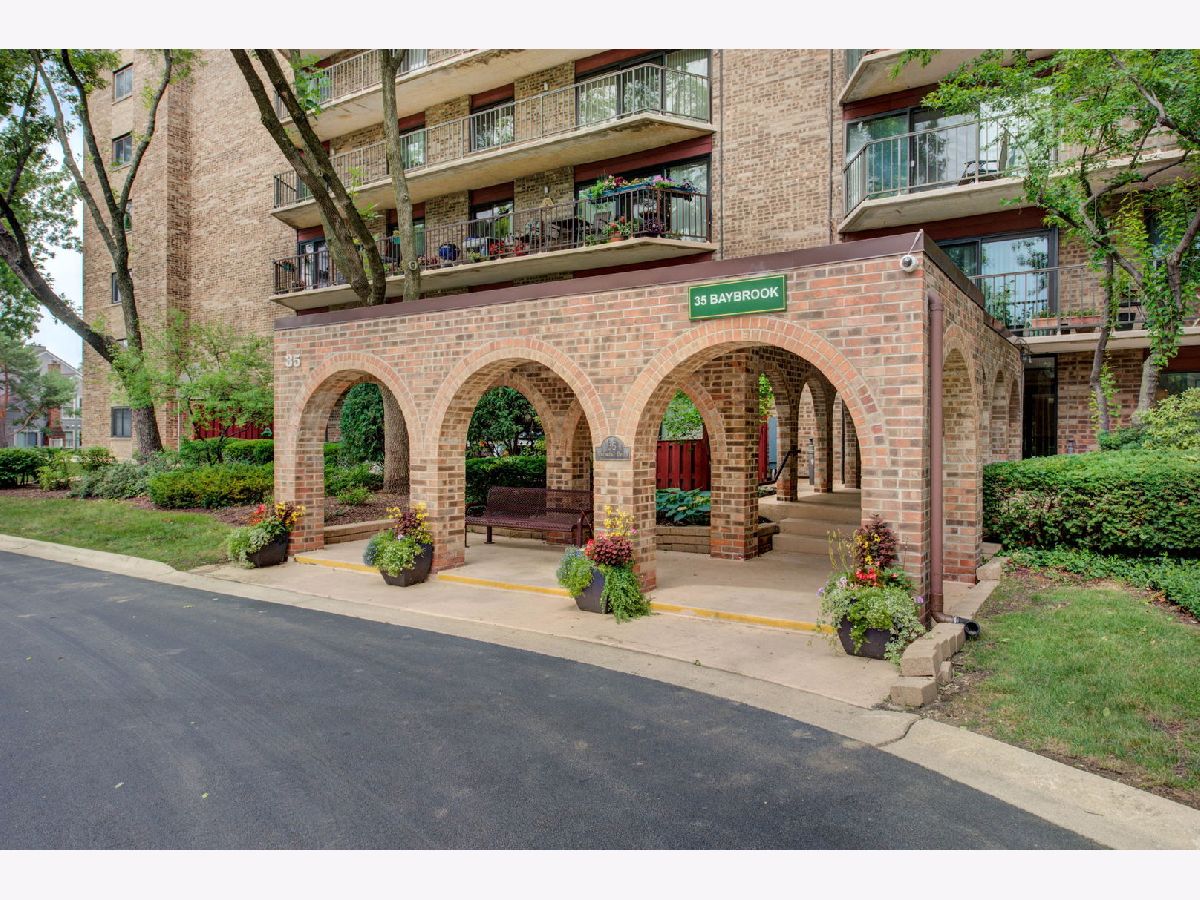 Condominiums Sold Baybrook Palatine Illinois, 35 Baybrook