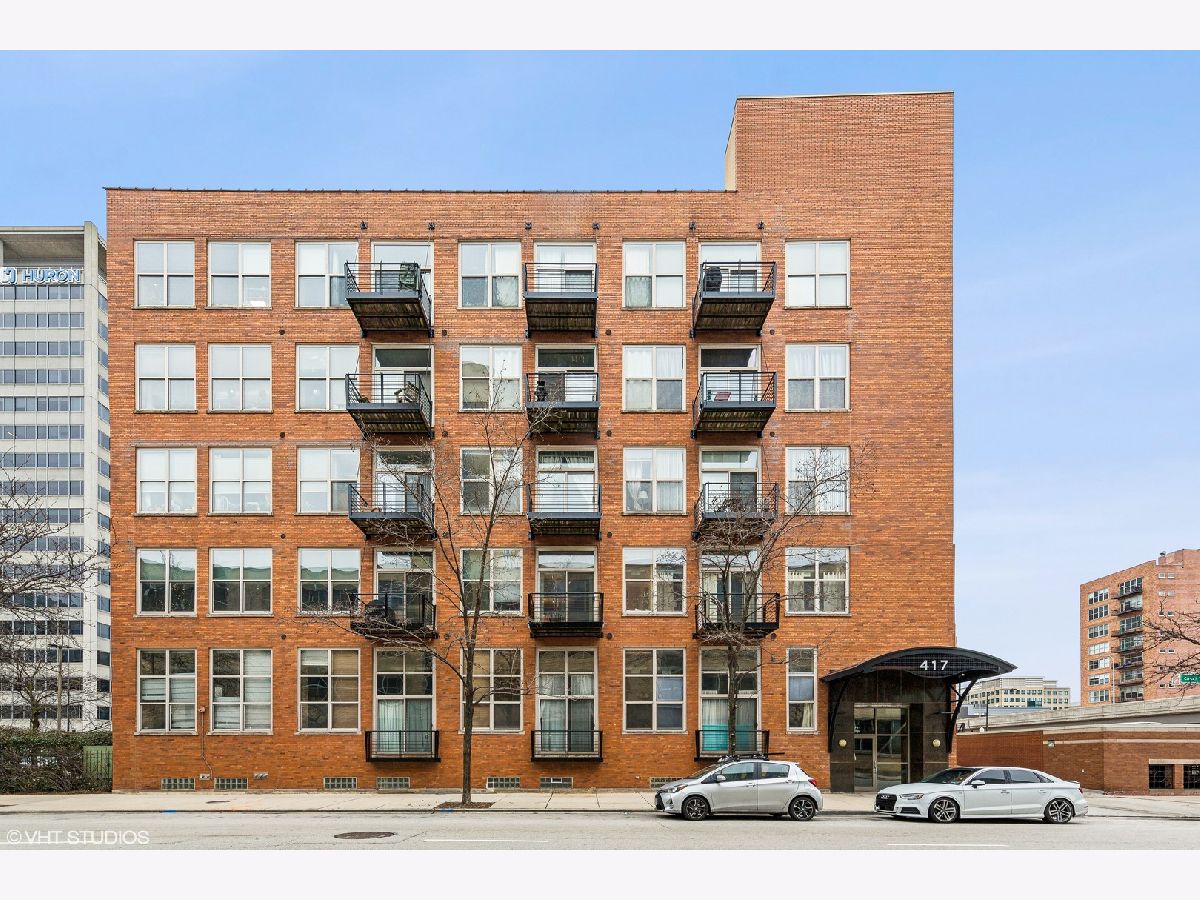 Condominiums Rented Gotham Lofts Chicago Illinois, 417 Jefferson