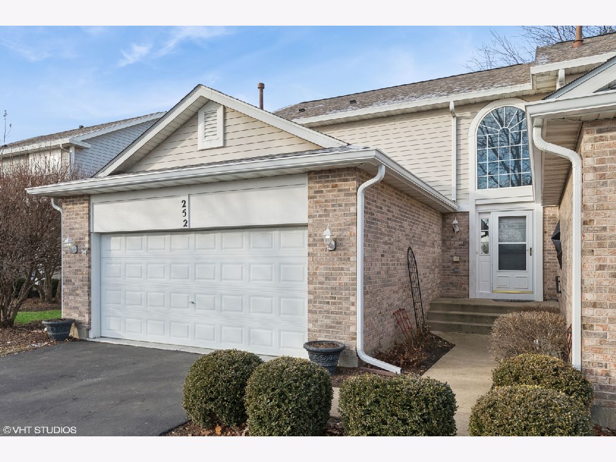 Townhomes Sold Sienna Pointe Cary Illinois, 252 Firenze