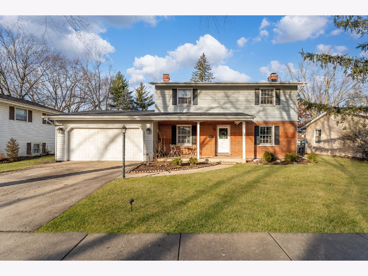 Homes Sold Blackhawk Manor Elgin Illinois, 954 Seminole