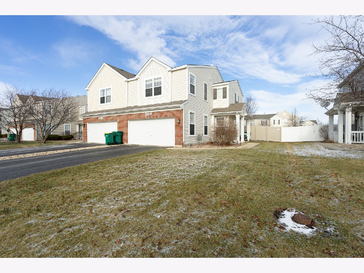 Townhomes & Homes Sold Brookstone Springs Manhattan Illinois, 25145 Colligan