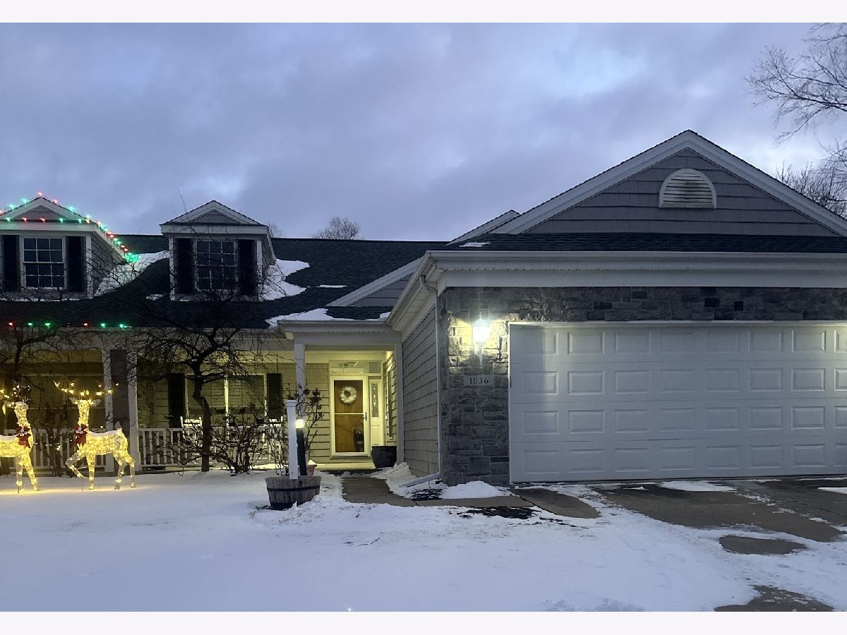 Homes & Condominiums Sold Lincolnshire Fields Champaign Illinois, 1636 Cobblefield