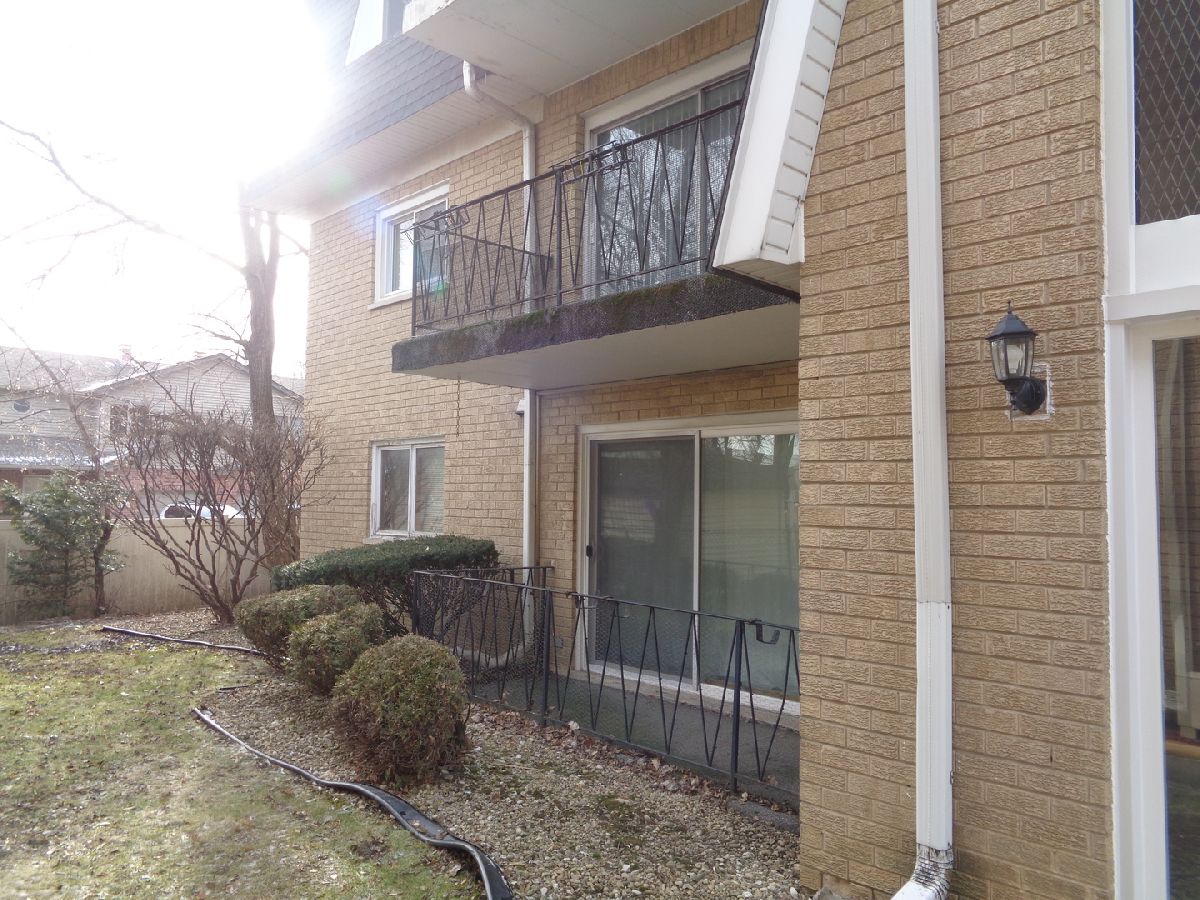 Condos & Townhomes Rented Oak Condominiums Alsip Illinois, 12026 Kildare