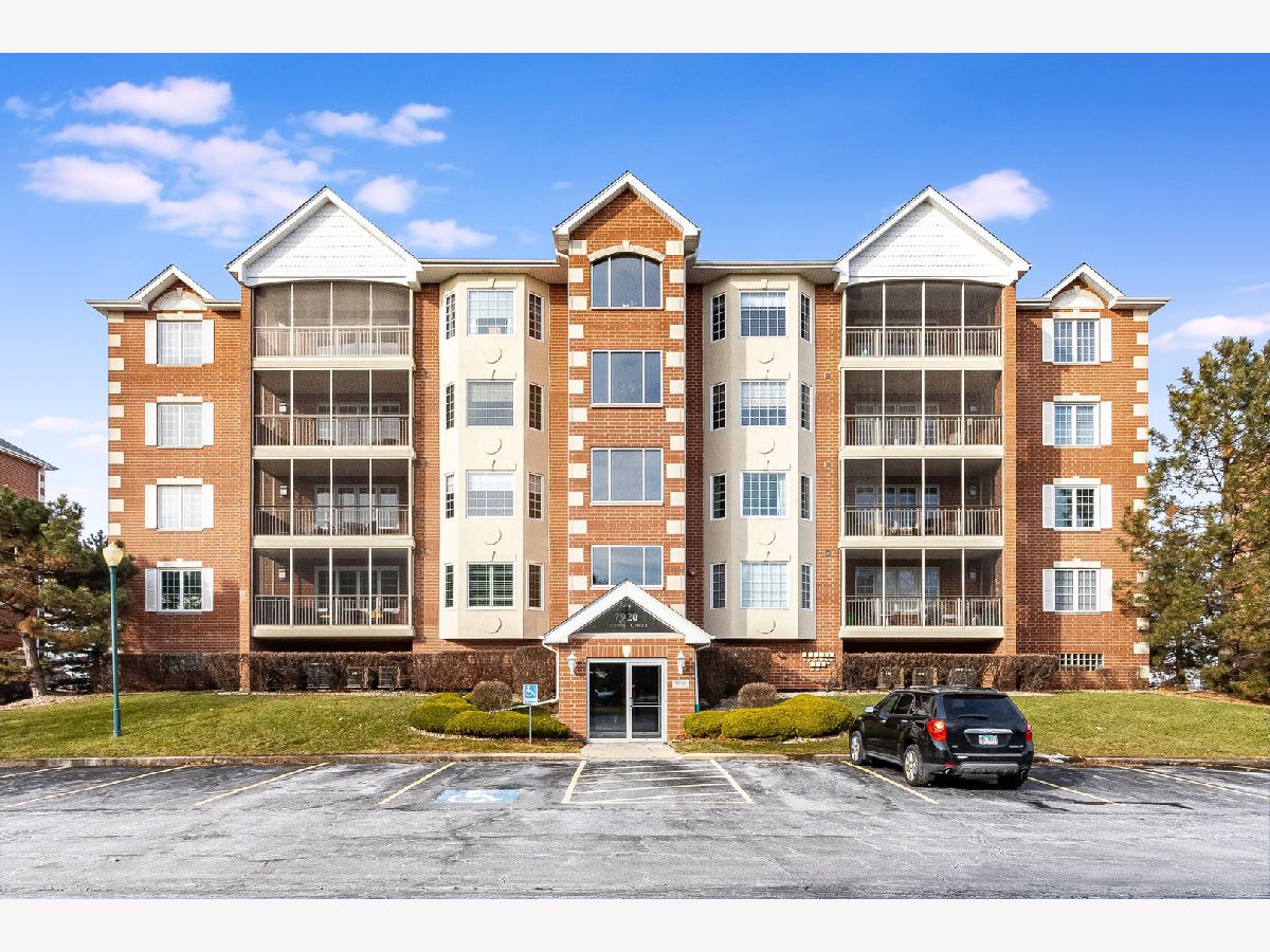 Condominiums Sold Brookside Place Tinley Park Illinois, 7920 Trinity