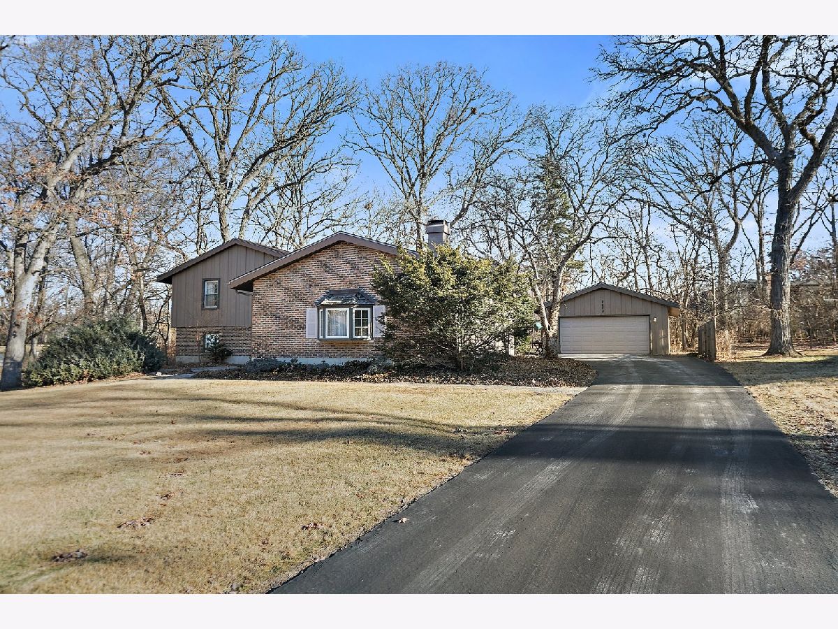 Homes Sold Country Woods Crystal Lake Illinois, 7220 Red Oak