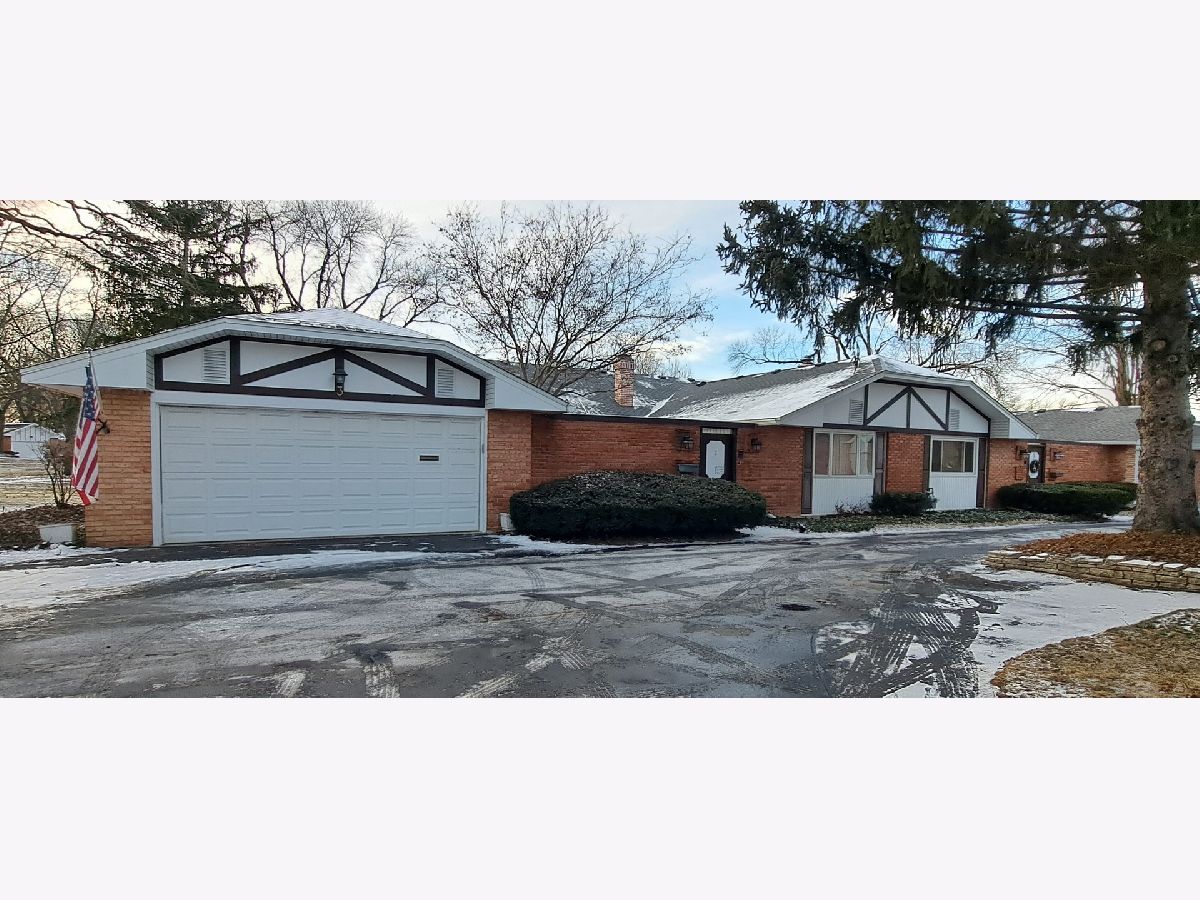 Townhomes & Homes Sold Plum Grove Village Rolling Meadows Illinois, 3 Falmouth On Oxford