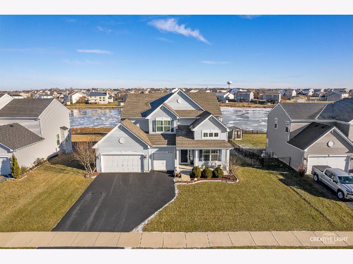 Homes Sold Windett Ridge Yorkville Illinois, 2629 Fairfax