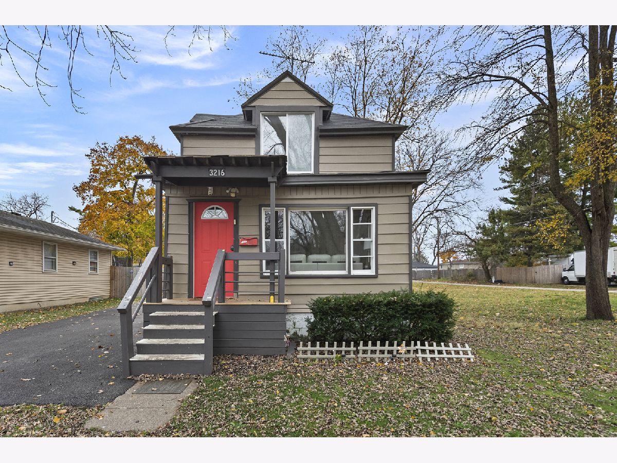  Rented Zion Illinois, 3216 Ezra