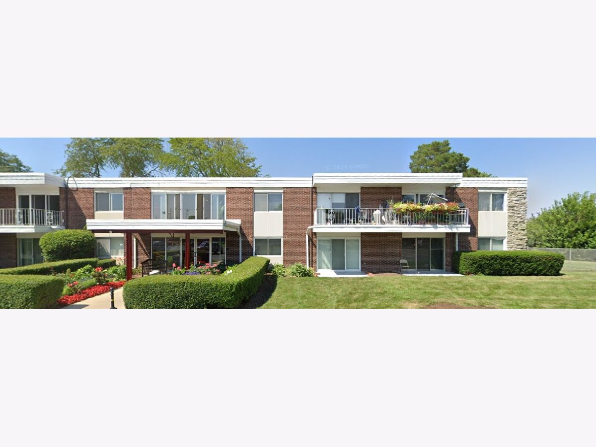 Condominiums Sold Cameo Terrace Wheeling Illinois, 127 Wolf