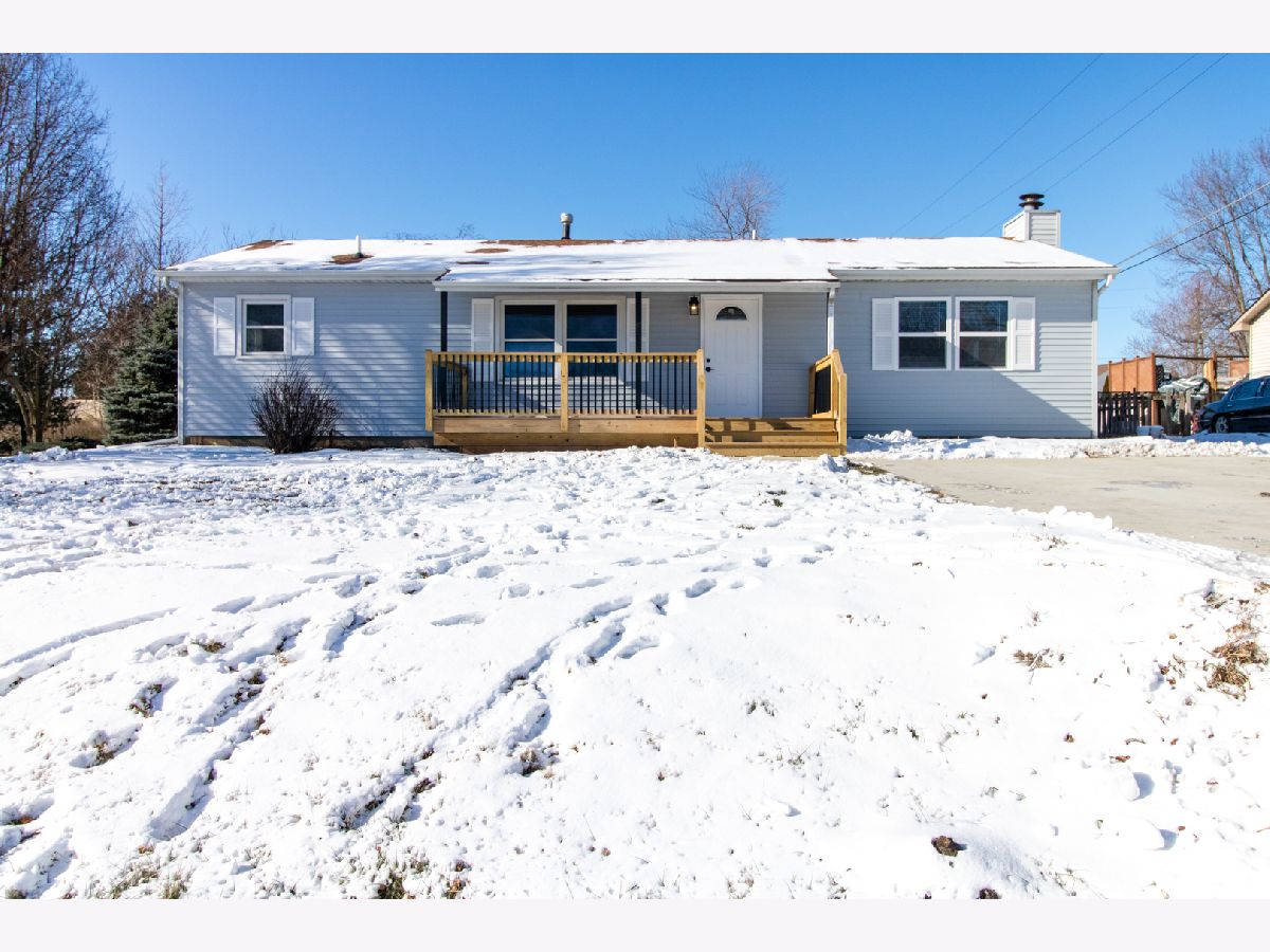 Homes & Condos & Townhomes Sold Colonial Meadows Bloomington Illinois, 439 Priscilla