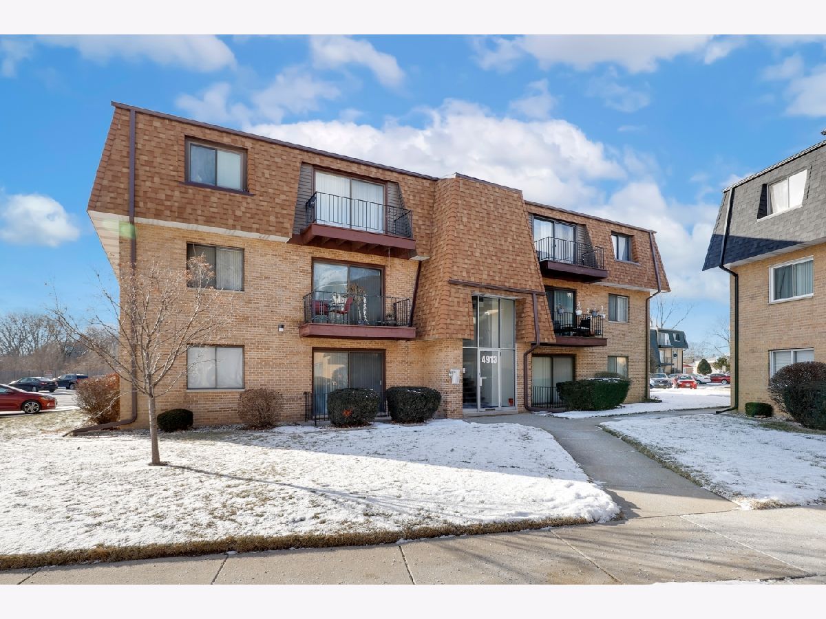 Condominiums Sold Cloister Oak Lawn Illinois, 4913 109th