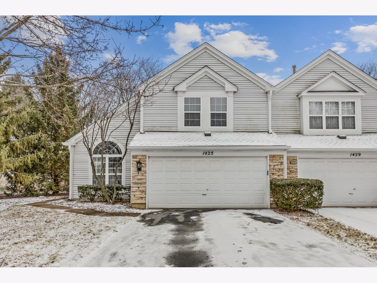 Townhomes Rented Hearthstone Hoffman Estates Illinois, 1425 Diamond