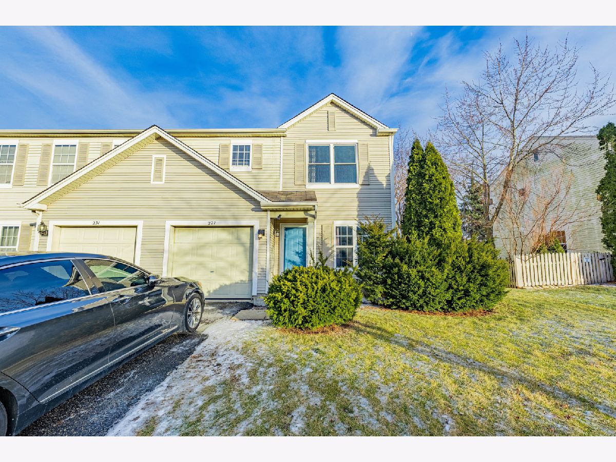 Townhomes & Homes Sold Heritage Place Romeoville Illinois, 227 Savannah