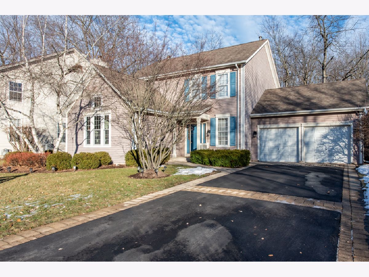 Homes Sold Country Lane Waukegan Illinois, 3305 Victoria