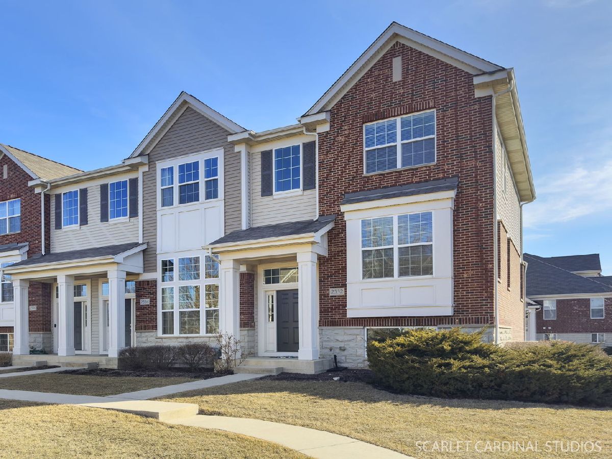 Townhomes Sold Mayfair Naperville Illinois, 2532 Dunraven