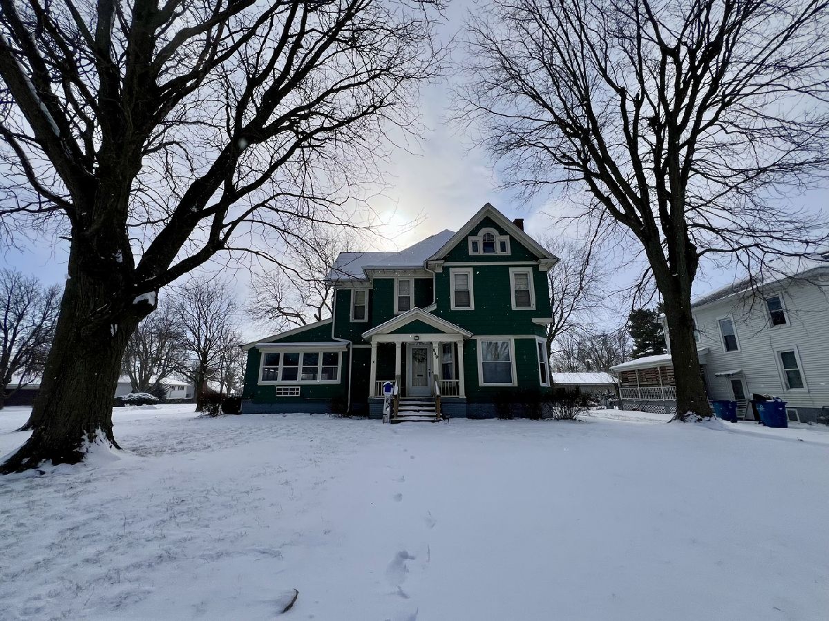  Sold Hoopeston Illinois, 859 Washington