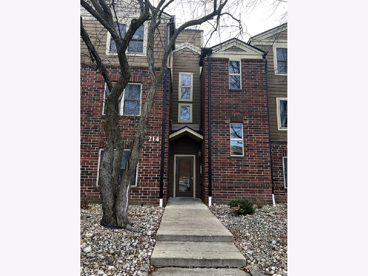 Condominiums Rented Park Bloomingdale Bloomingdale Illinois, 214 Glengarry