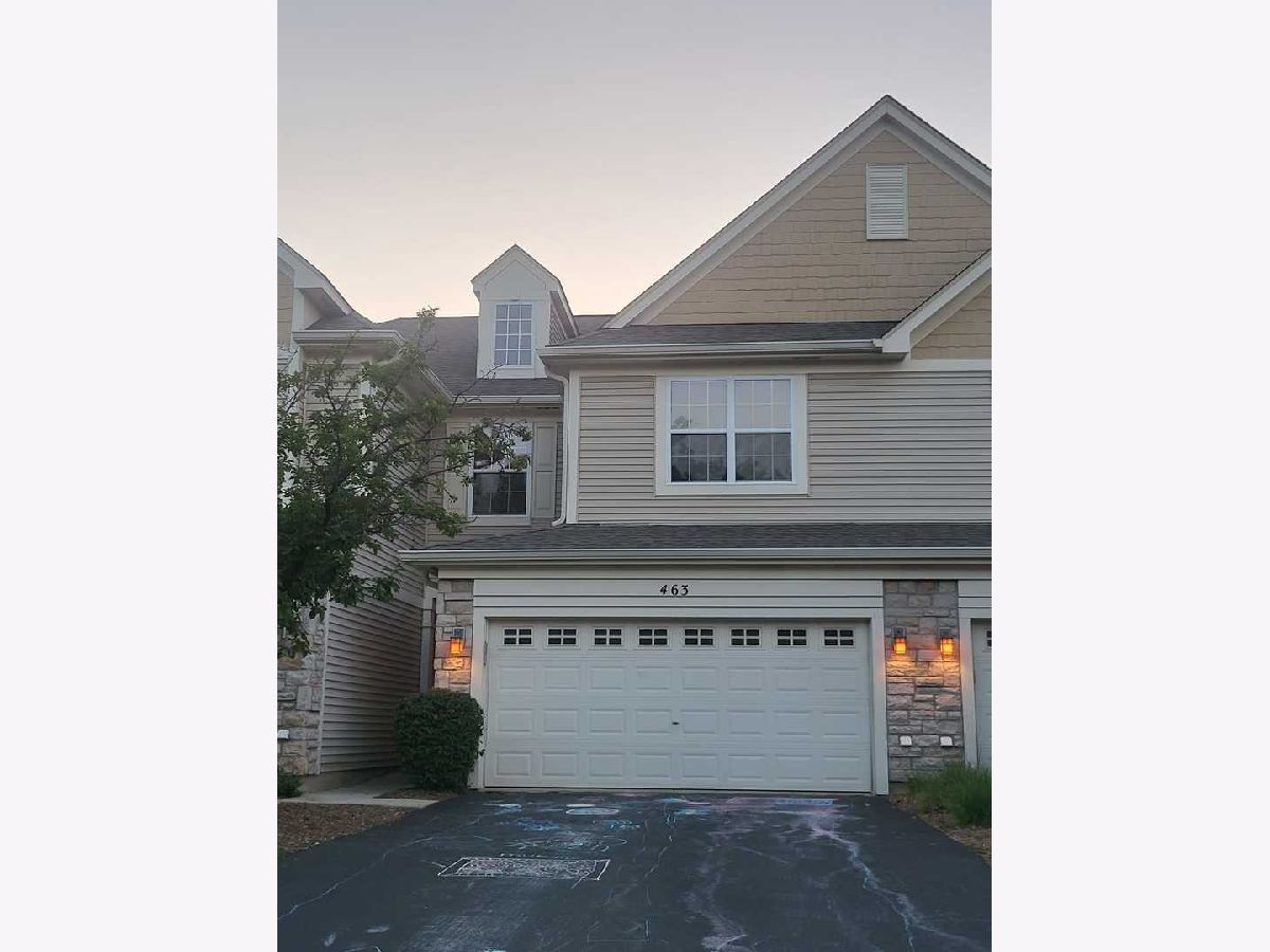 Townhomes Rented Woodland Lakes Aurora Illinois, 463 Vaughn