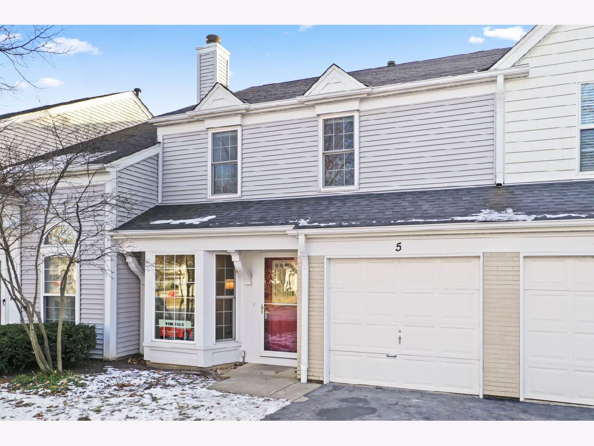 Townhomes Sold Tiffany Place Streamwood Illinois, 5 Marion