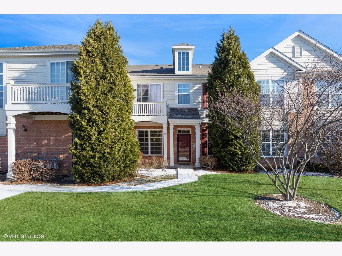 Townhomes & Condos Sold Morgan Hill Mchenry Illinois, 2265 Concord